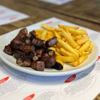 Ciğer Şiş, Patates Tava Meşrubat İle 